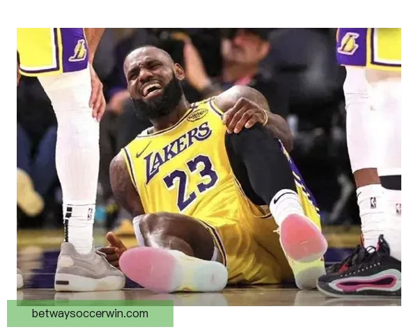 新联赛高薪加股权挖角NBA球星 詹姆斯副手积极参与幕后筹划