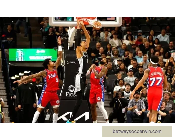 全队起立为卡斯尔庆祝三双创纪录邓肯19年历史比肩文班赞其本就优秀