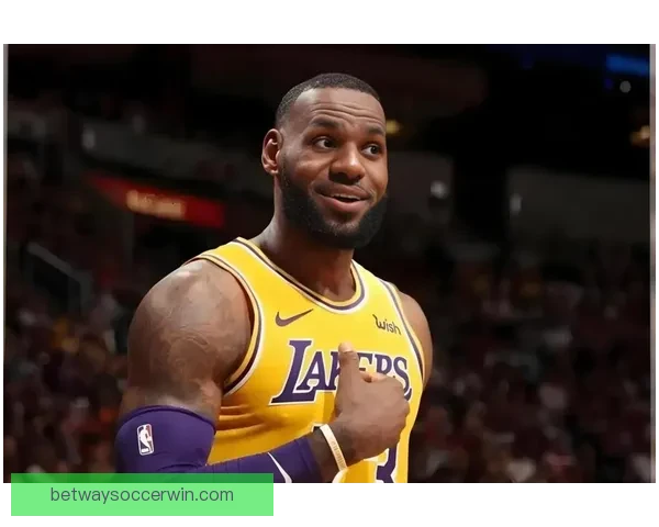 新联赛高薪加股权挖角NBA球星 詹姆斯副手积极参与幕后筹划